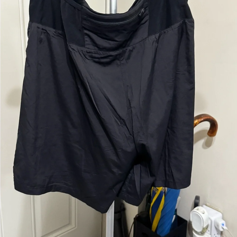 The North Face Shorts I Charcoal Gray I Size M